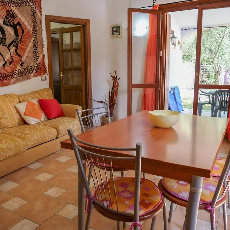 Holiday home Villetta Su Puntu Con Giardino Budoniaffitti *